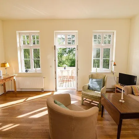 Ruegen-ferienwohnung-7-am-wasser-gut-grubnow-mit-balkon-wlan-und-sauna Διαμέρισμα Grubnow