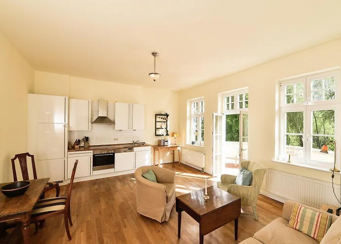 Apartamento Ruegen-ferienwohnung-7-am-wasser-gut-grubnow-mit-balkon-wlan-und-sauna *